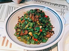 青椒小炒拆骨肉-俏九州·小炒黄牛肉(华润万象汇店)