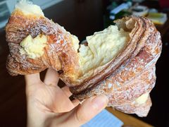 泡芙羊角-OUR Bakery(SKP-S店)