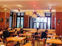 大堂-亚龙湾希尔顿自助餐厅·海鲜·烧烤·沙滩BBQ·现场乐队