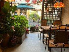 -小锅巴纳西餐厅