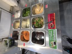 -合易泓烤肉•首创生椰大油边(宁山路店)