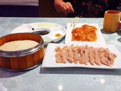 -阿三鱼头泡饼·家常菜