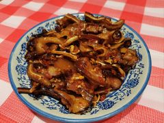 -罗霸蛮老岳阳大排档·鲜货烧烤·土吊子煨砂锅烧菜
