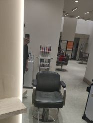 -Mentor Hair Salon