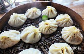 Mutton and Mushroom Soup Dumplings