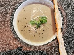 奶油蘑菇罗勒汤-Kathleen's Waitan 凯圣琳江景西餐厅(外滩店)