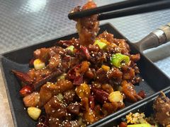 -鲁C·尚小炉·淄博烧烤(市北店)