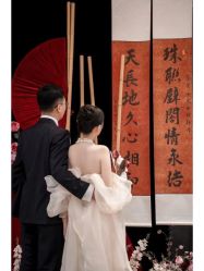 -纯色时光婚纱艺术馆WHITE