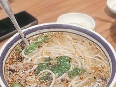 -云阿蛮云南生烫牛肉米线(奉贤路店)