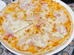 夏威夷薄饼披萨-彼德西餐厅(凯德广场新南店)