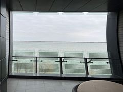 -上海滴水湖皇冠假日酒店