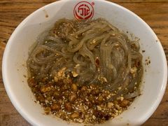 -万记麻辣烫国展总店