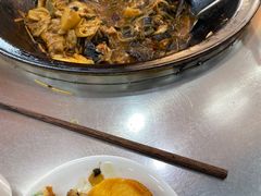 -屯老二农家铁锅炖·行业领军者(梅江店)
