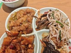-晓宇盒饭(民安街店)