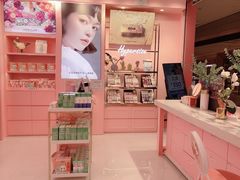 -4iNLOOK美瞳店(湖滨道购物中心店)