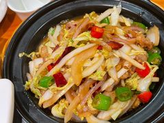 砂锅娃娃菜-龙梅肥肠鱼(明瓦廊店)