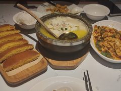 -关东小磨东北菜(漕河泾印象城店)