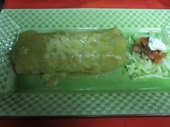 特色卷饼配酱料-Pistolera Mexican Cantina女枪手墨西哥餐厅(碧云路店)