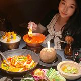 不愧是由米其林一星厨政团队监制的星叶南洋料理店