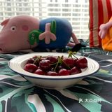 又不像车厘子那样除了甜没有别的味道