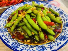 -江城燕子大排档(江汉路步行街店)