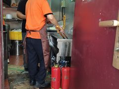门面-增盛魁小吃店