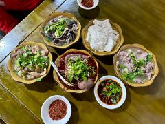 -小杨翘脚牛肉