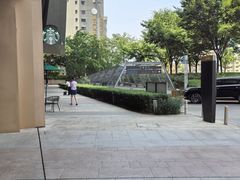 -柏威年大连购物中心
