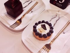 -UNI UNI(环亚凯瑟琳店)