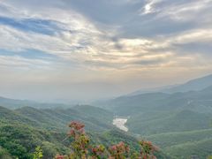 -鬼笑石后山停车场