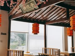 -荷塘秋月·本帮江浙菜(国权路店)