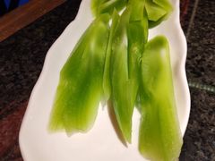 -三个四川人火锅(华联商厦店)