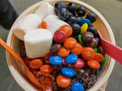-瑞虹新天地月亮湾