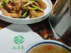 -九道菜有鸡鱼头(石鼓路店)