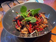 -菌自由丨野生菌火锅特色庭院餐厅(丽江古城店)