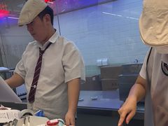 -红星前进面包牛奶公司(君太店)