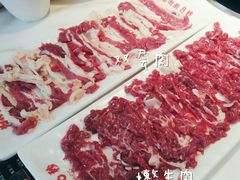 现切鲜嫩牛肉-为什么牛潮汕牛肉火锅(中信广场店)