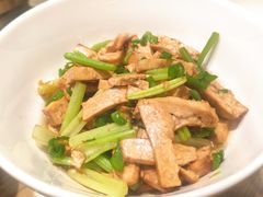 -费大厨辣椒炒肉(万家丽一店)