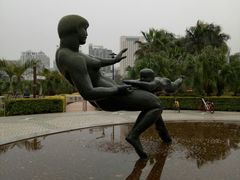 母与子铜像-白鹭洲公园