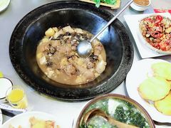-东北农家院·铁锅炖(莘庄店)
