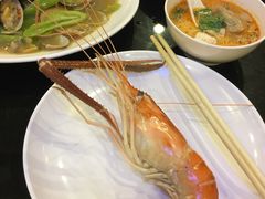 -J Daeng Seafood