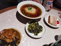 -松鹤面馆·古法焖肉面(观前店)