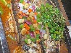 -夯鱼烤鱼·尔滨地标美食(中央商场店)