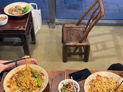 -方铲铲·成都板凳面(滨江银泰店)