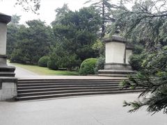 -廖仲恺何香凝墓