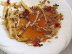 -天乐农家鱼头王(天目湖店)