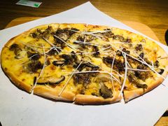 莱芙缇牛肉披萨-LYFATTI 莱芙缇(赣水路店)