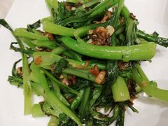 梅菜炒菜心-稻香酒家·33年老字号·港式粤菜(富邦中心店)