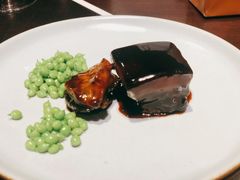 鲍鱼红烧肉-杭州西子湖四季酒店·金沙厅