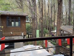 -林间山庄